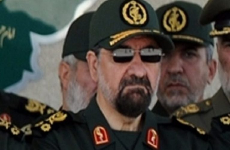 رضائي يواصل هجومه على السعودية.. “تدعم الأشرار” بإيران