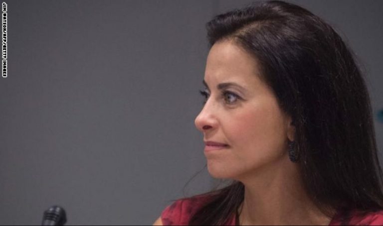 من هي المصرية التي عينها ترامب مستشارة اقتصادية؟