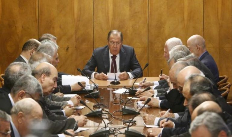 موسكو تجمع الفصائل الفلسطينية لتوحيد صفوفها